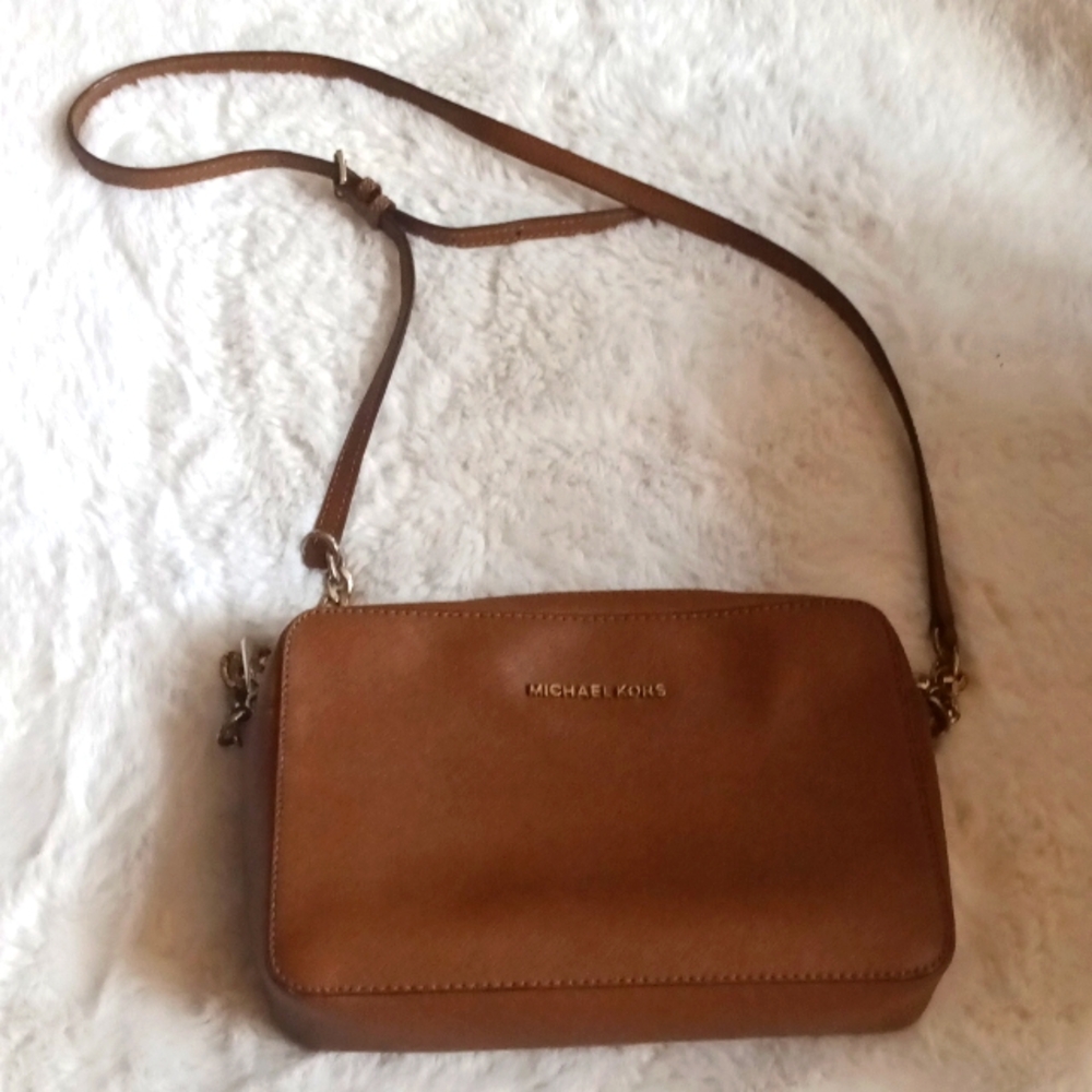 Michael Kors Crossbody - Picture 2 of 13